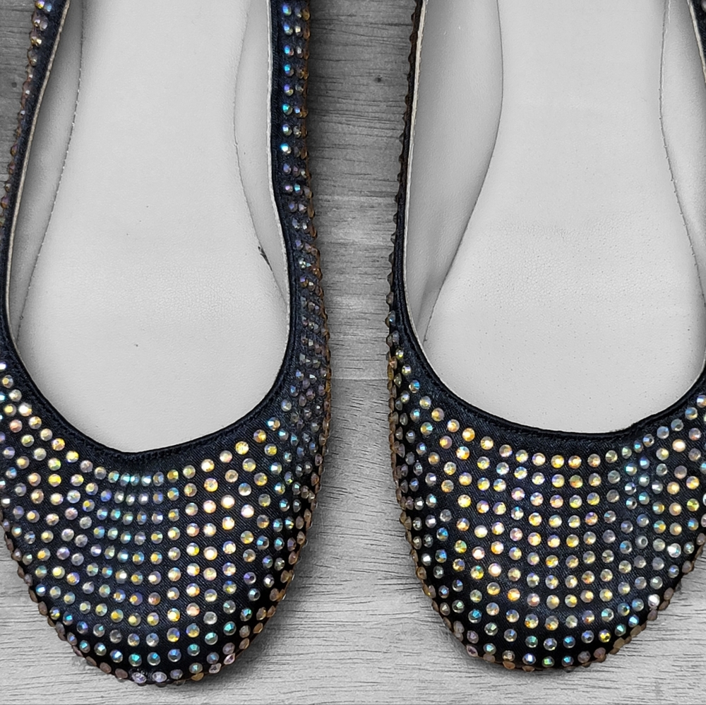 Shoes - Picture 6 of 12